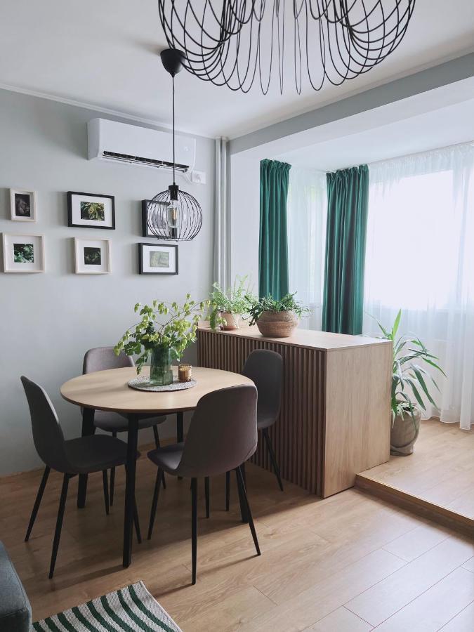 Riverside Jungle Green Apartment Орадеа Екстериор снимка