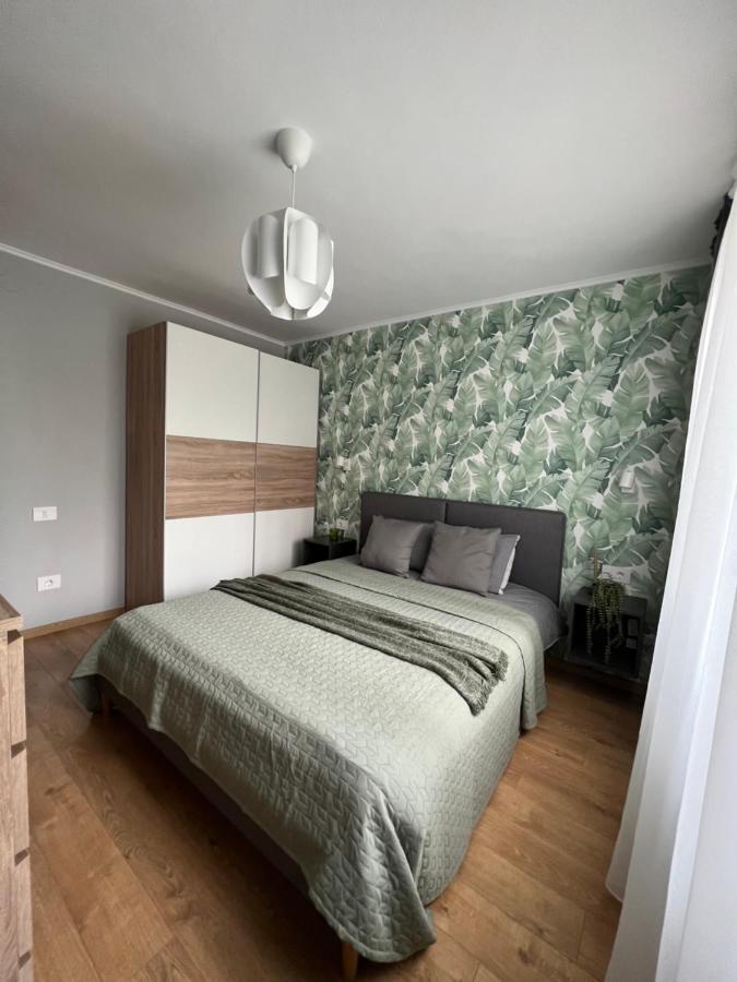Riverside Jungle Green Apartment Орадеа Екстериор снимка