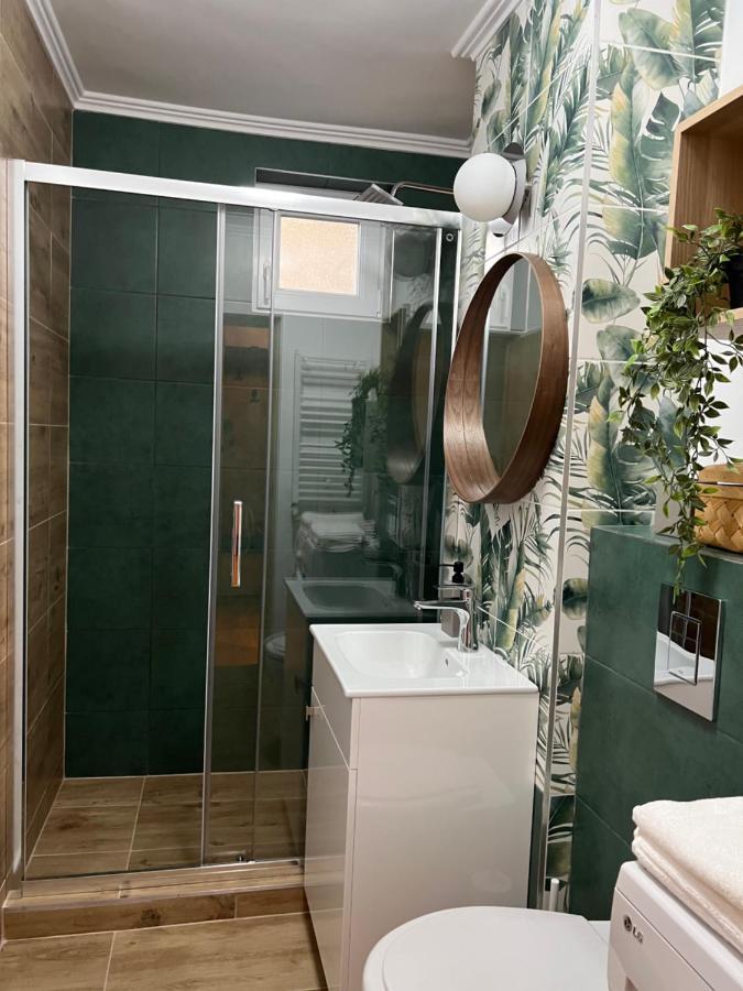 Riverside Jungle Green Apartment Орадеа Екстериор снимка
