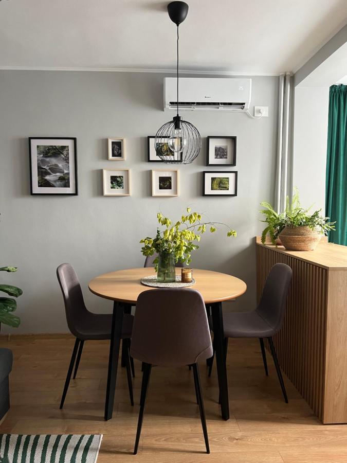 Riverside Jungle Green Apartment Орадеа Екстериор снимка