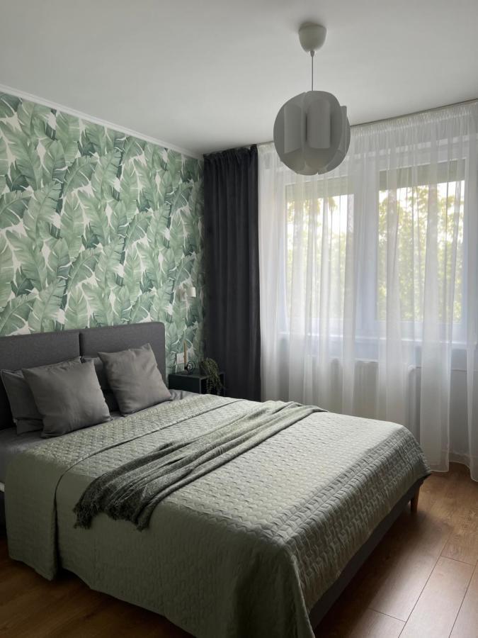 Riverside Jungle Green Apartment Орадеа Екстериор снимка